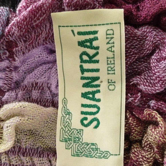 Suantrai of Ireland Woven Scarf - Picture 5 of 10